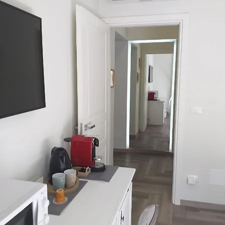 Nel Cuore Del Centro Storico ゲストハウス