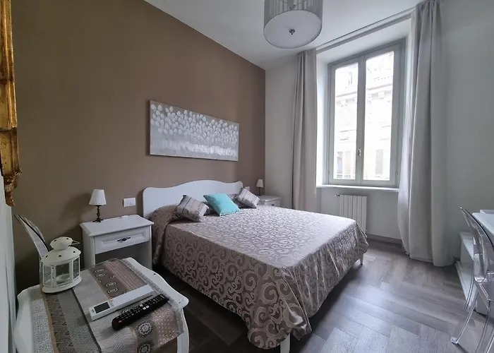 Nel Cuore Del Centro Storico Vendégház 4*